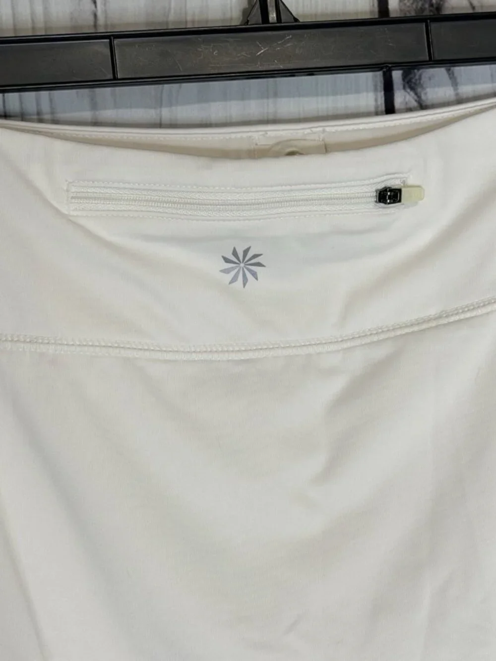 Athleta Swagger Tiered Tennis Skort Skirt Sz Large White Drawstring